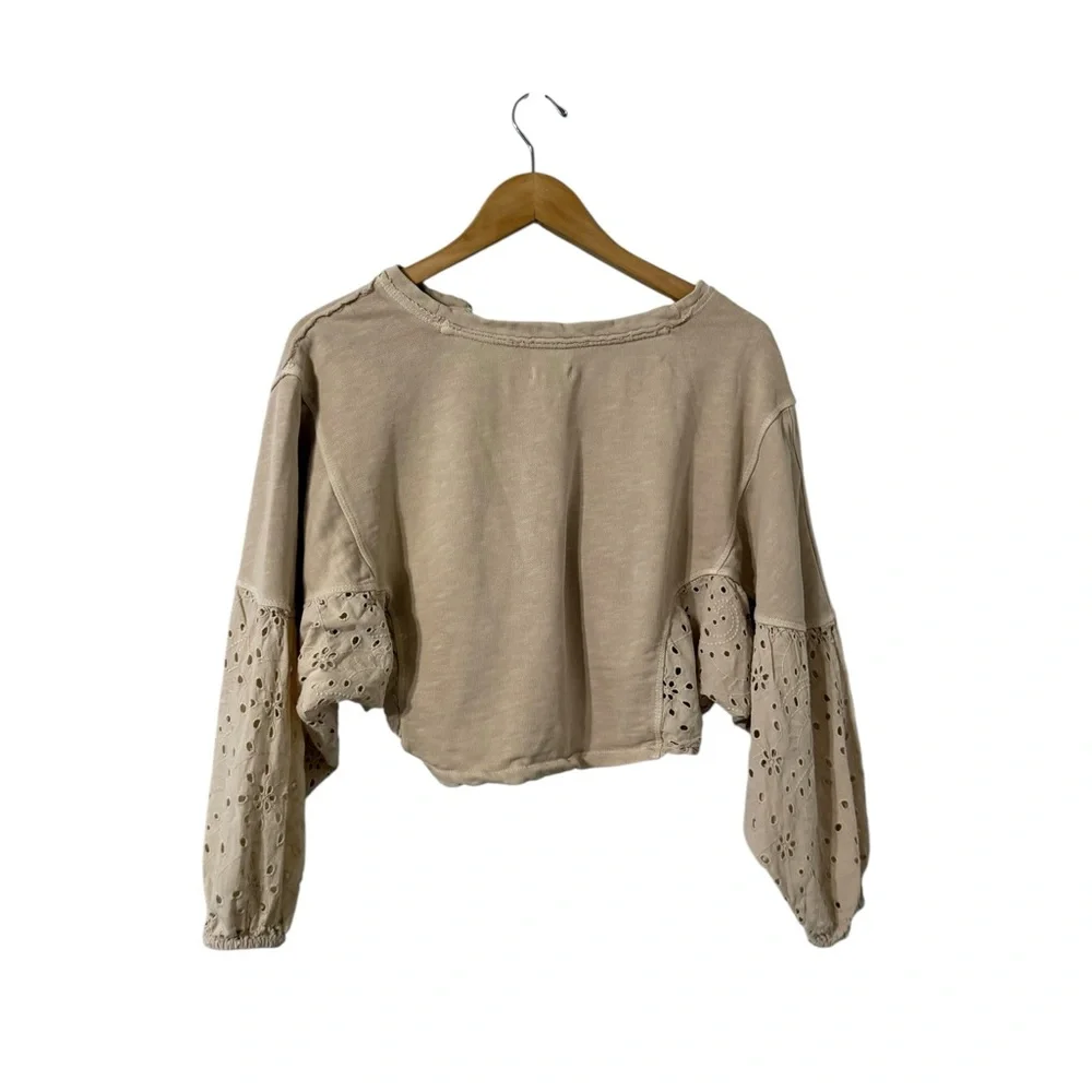 ANTHROPOLOGIE Pilcro Batwing Beige Eyelet Cotton Sweatshirt Pullover Top